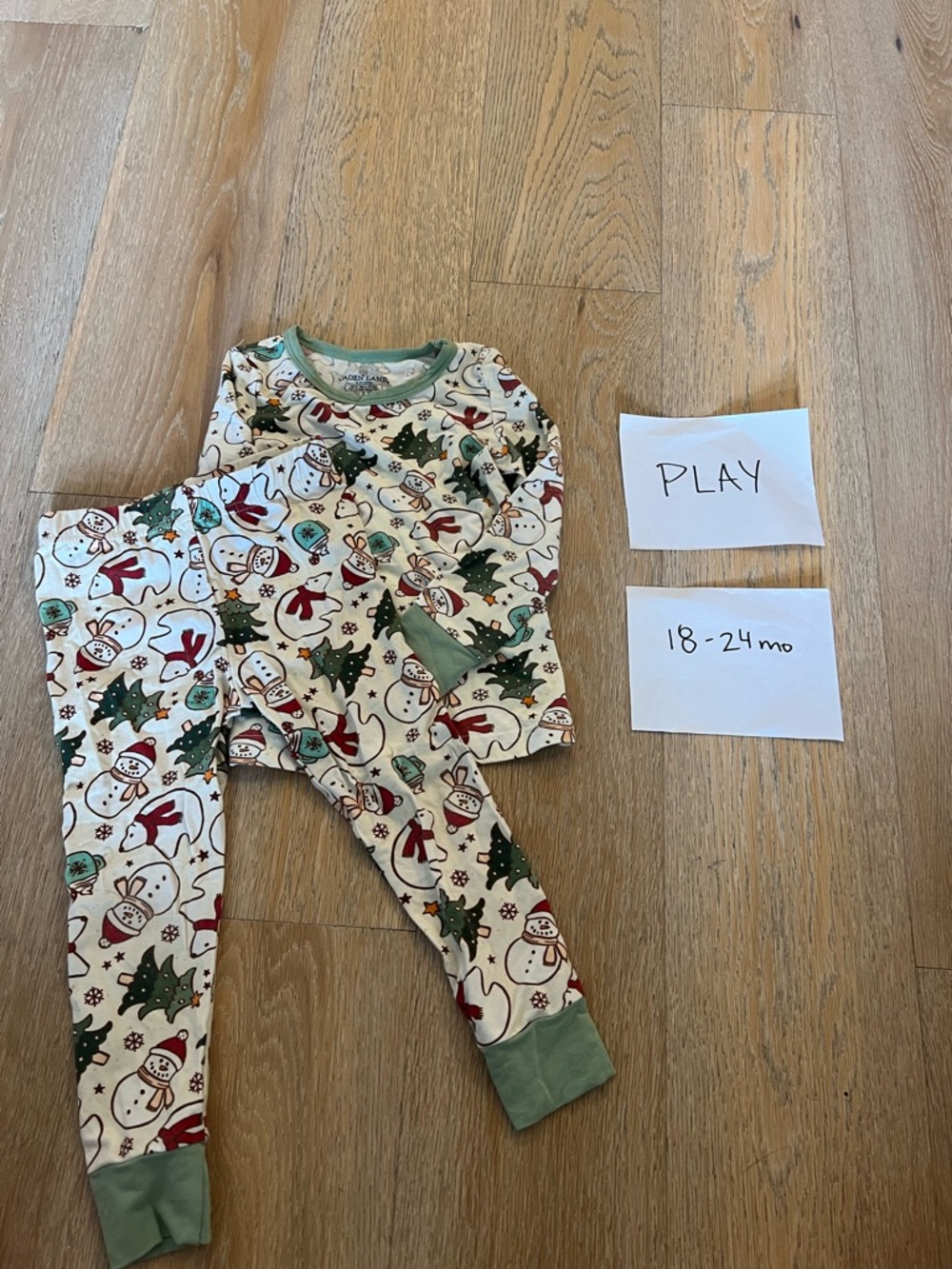 Caden Lane Cream Holiday Snowman Pajama Set with Green Trim